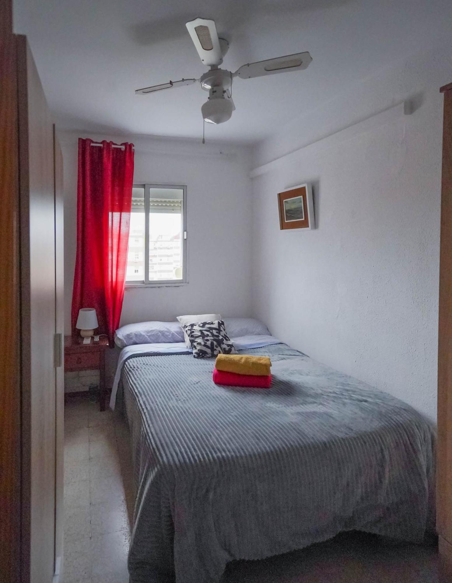Habitaciones Privadas Con Cama Doble En Sevilla Екстер'єр фото
