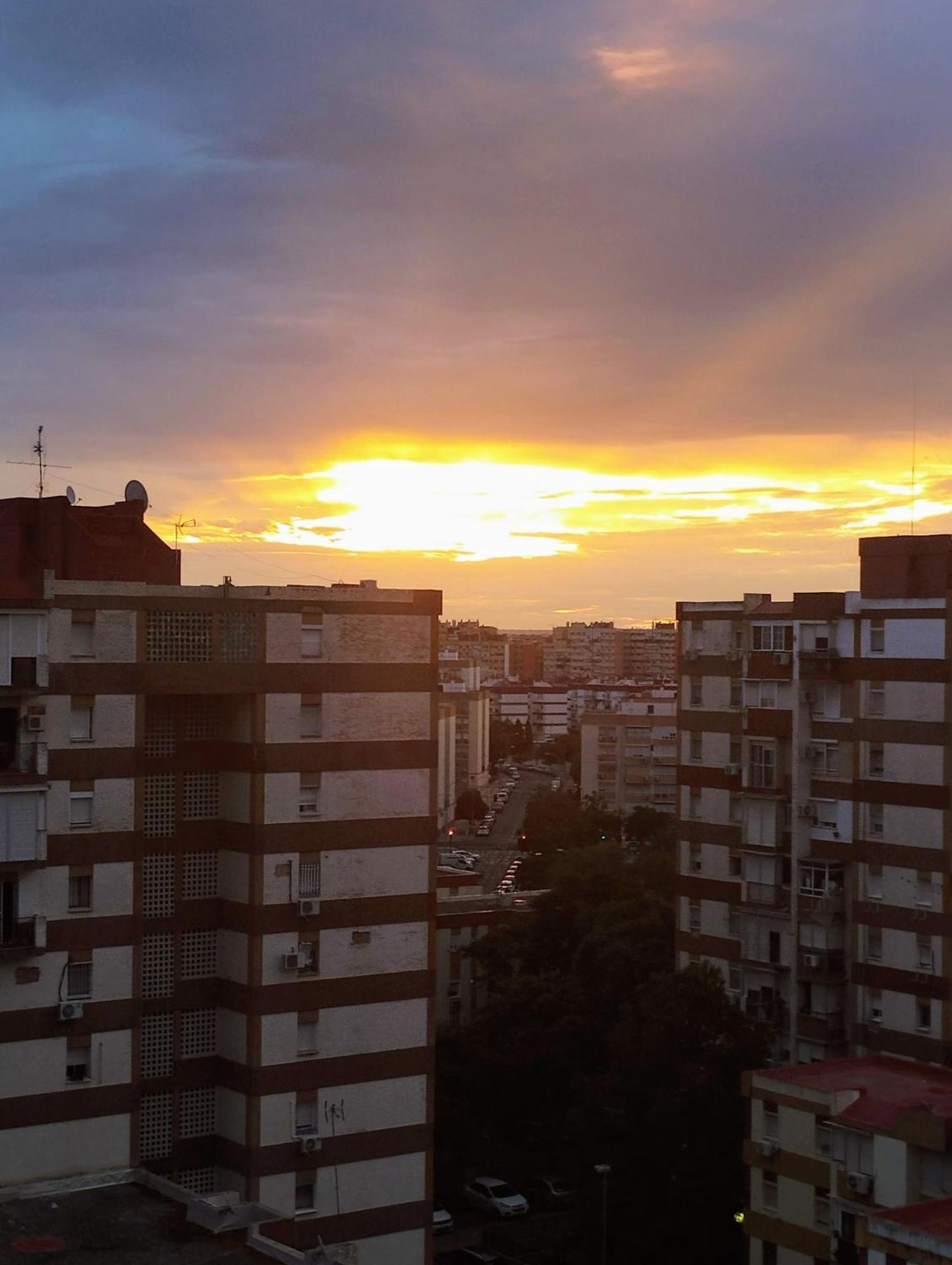 Habitaciones Privadas Con Cama Doble En Sevilla Екстер'єр фото