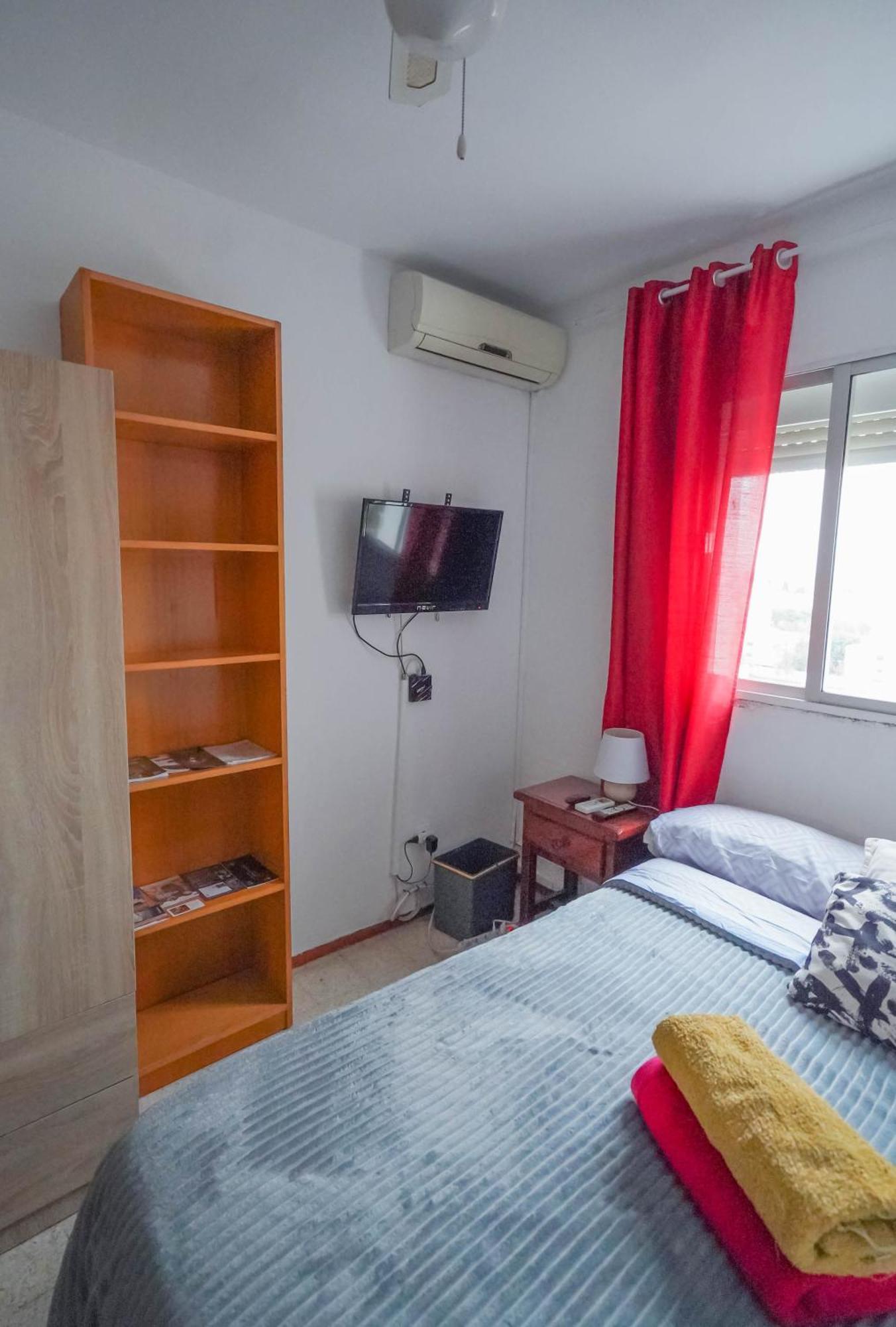 Habitaciones Privadas Con Cama Doble En Sevilla Екстер'єр фото