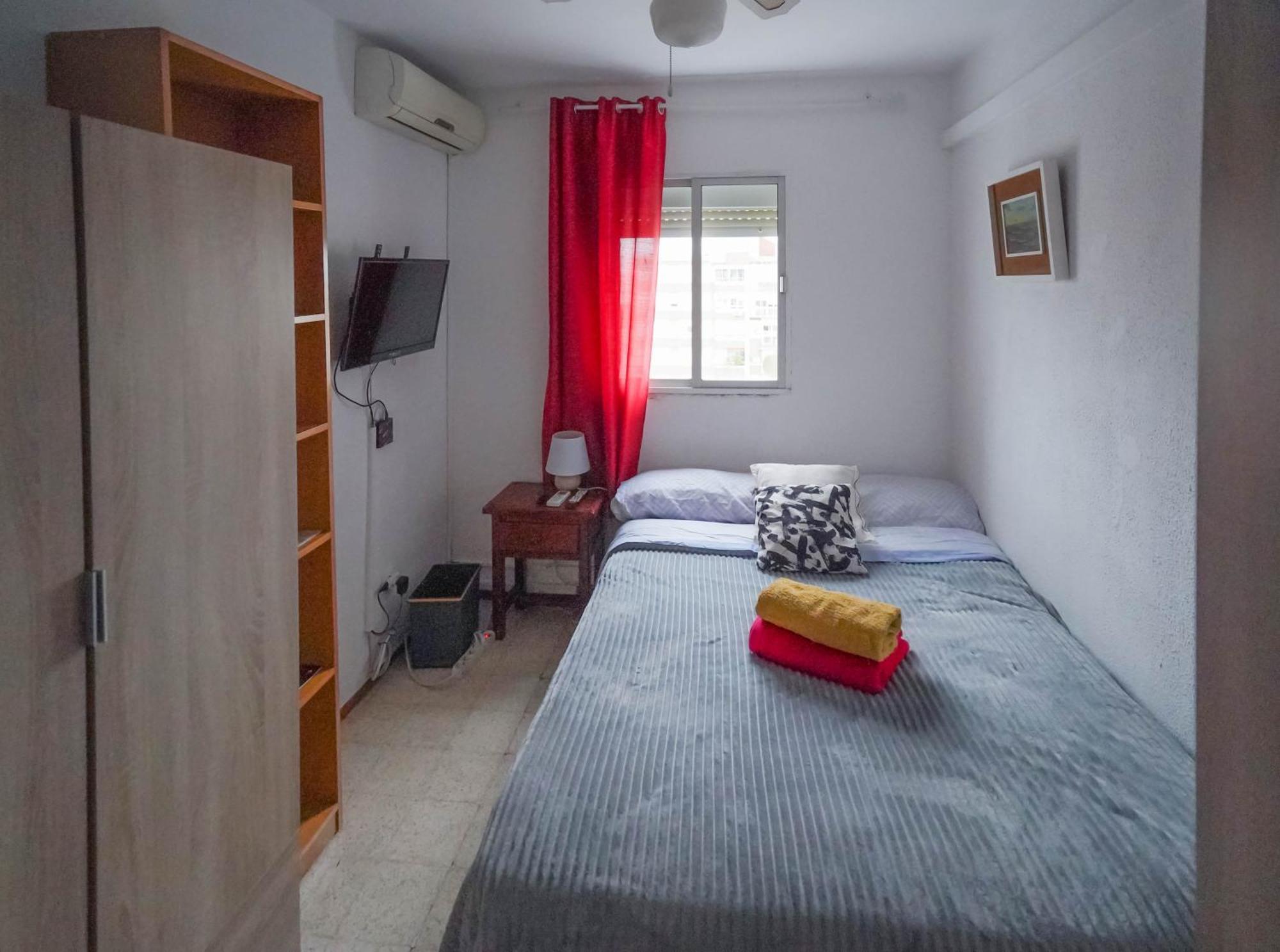Habitaciones Privadas Con Cama Doble En Sevilla Екстер'єр фото