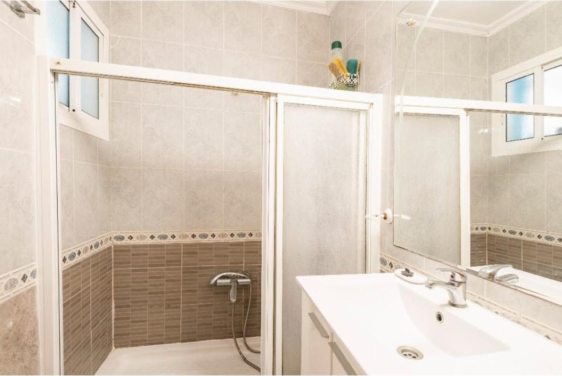 Habitaciones Privadas Con Cama Doble En Sevilla Екстер'єр фото