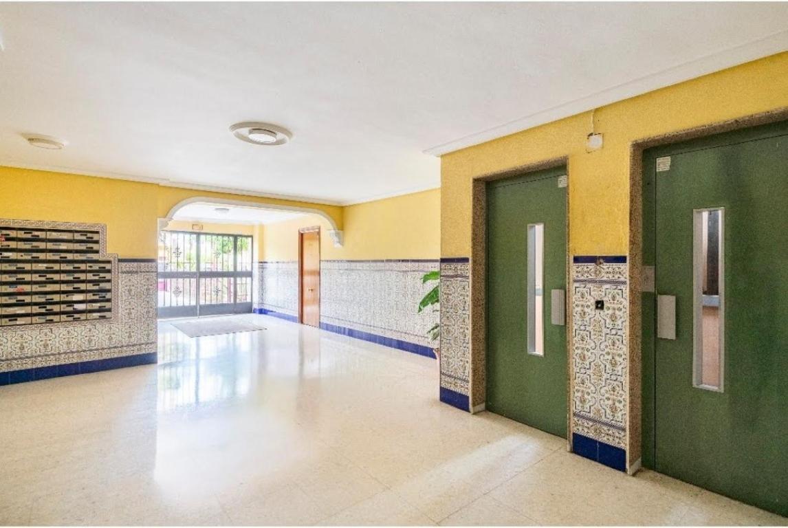 Habitaciones Privadas Con Cama Doble En Sevilla Екстер'єр фото