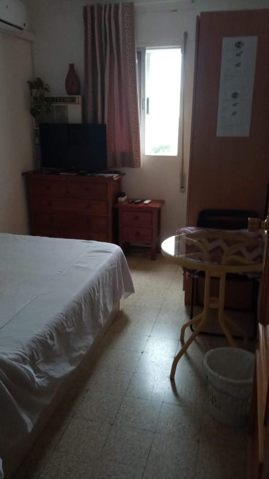 Habitaciones Privadas Con Cama Doble En Sevilla Екстер'єр фото